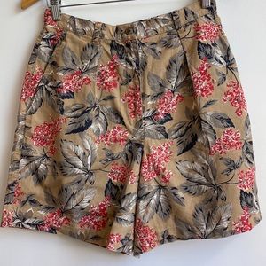 High waisted floral shorts Jones New York size 8